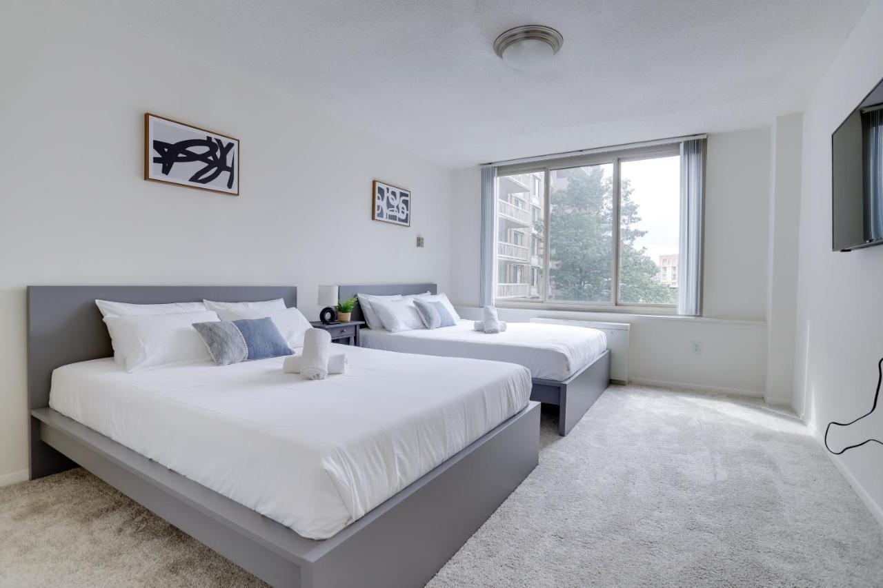 Awesome 1 Bedroom Apt + Den At Crystal City With Gym Arlington Exterior photo