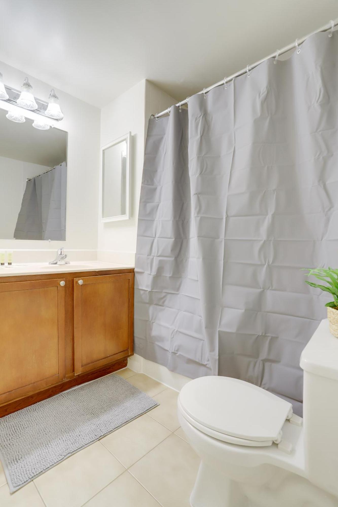 Awesome 1 Bedroom Apt + Den At Crystal City With Gym Arlington Exterior photo